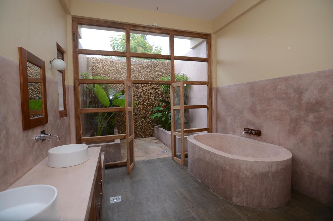 Wild Lotus Yala Villa Tissamaharama Eksteriør billede